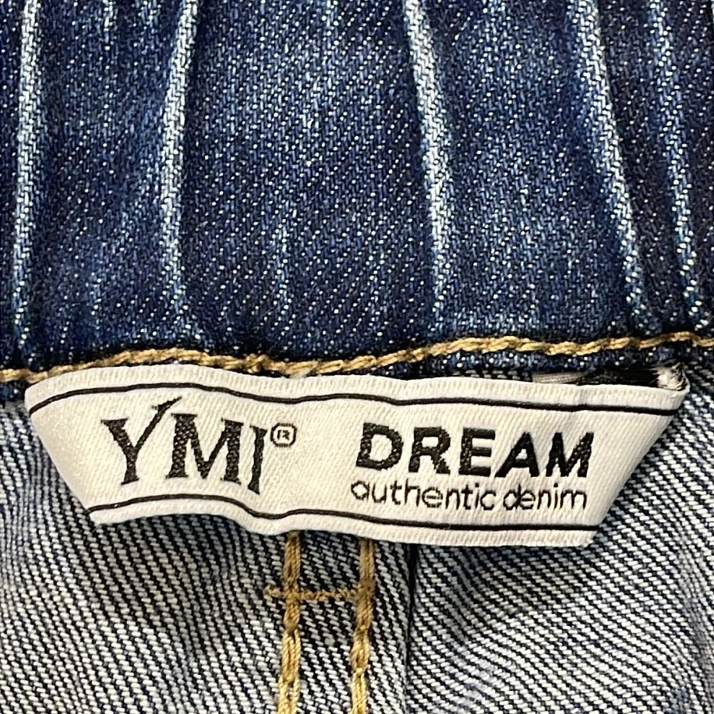 YMI WOMENS SIZE M Casual Blue Distressed Jeans
